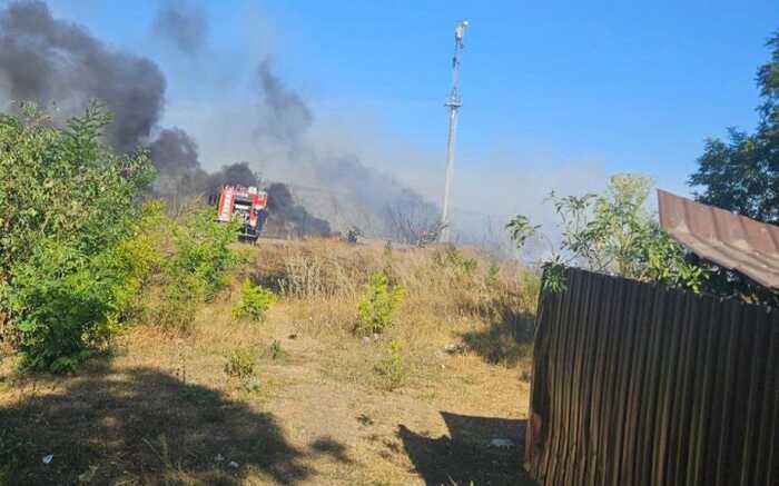 Окупанти вдарили по селу на Донеччині, серед поранених діти