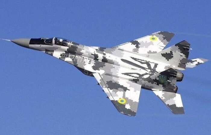 У Повітряних силах показали нічний бій українського МіГ-29 проти російського безпілотника