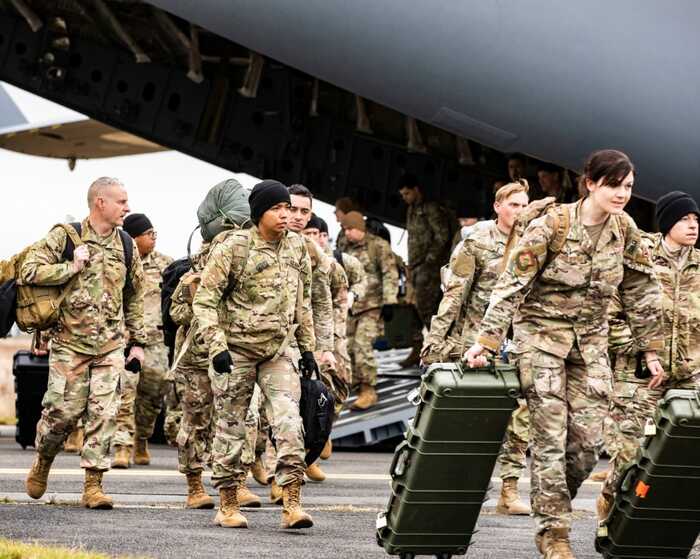США перекидають військові сили на Близький Схід, — ЗМІ
