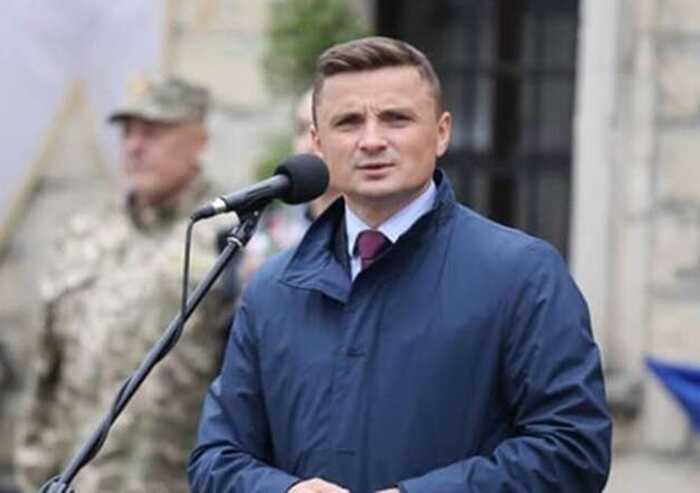 Колишній голова Тернопільської облради Головко знепритомнів під час оголошення вироку за корупційне правопорушення