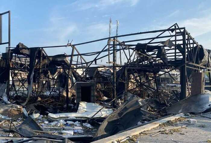 У Запоріжжі ворожий дрон-камікадзе знищив відділення "Нової пошти"