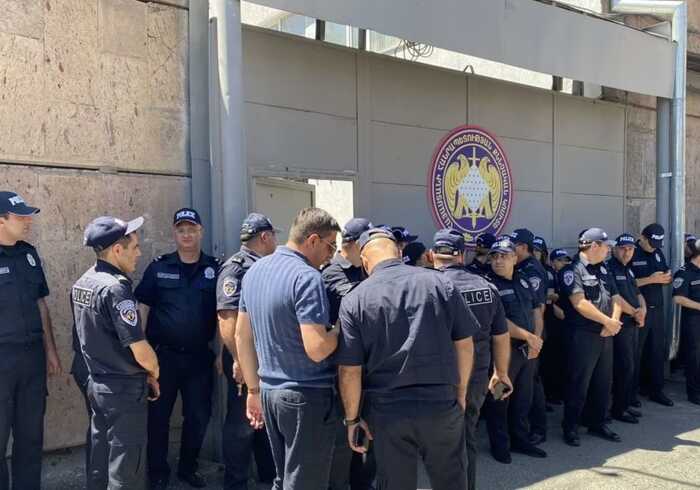 У Вірменії розпочали націоналізацію енергетичної компанії, яка належить вірменсько-російському олігарху Карапетяну