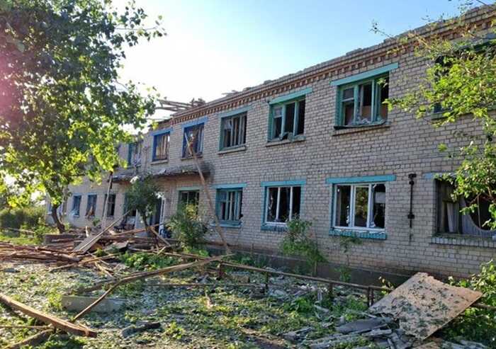 Росіяни атакували Краматорськ на Донеччині: пошкоджено багатоповерхівки та цивільну інфраструктуру