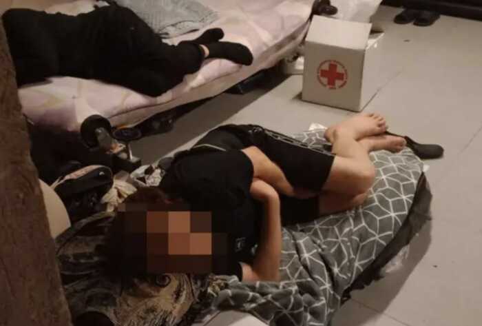 Грузія відмовила у в’їзді десяткам українців, які змушені жити в підвалі біля кордону