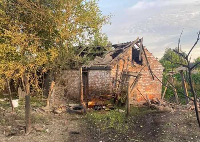 На Полтавщині уламки російських дронів пошкодили приватні будинки